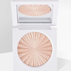 😍NWT Blissful Highlighter by OFRA! Gorgeous!😍